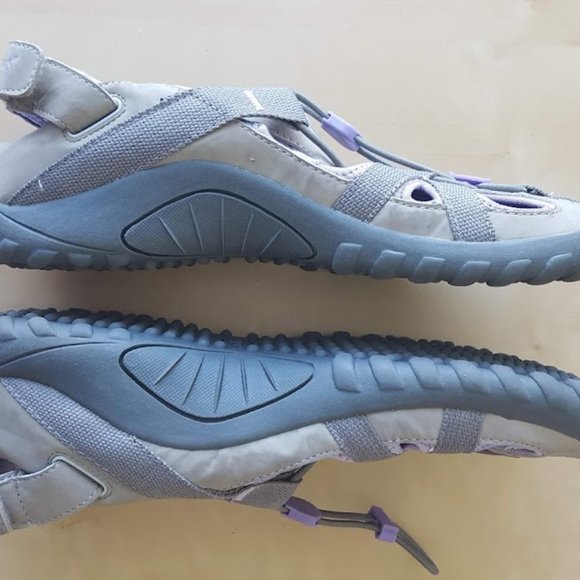 Moccasins - Picture 2 of 4